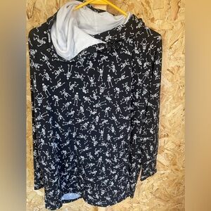 Lularoe large hoodie skeletons Halloween. Has some fuzz